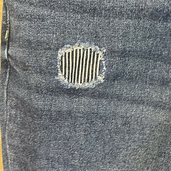 lane bryant womens sz 24 mid rise girlfriend crop - Picture 5 of 8